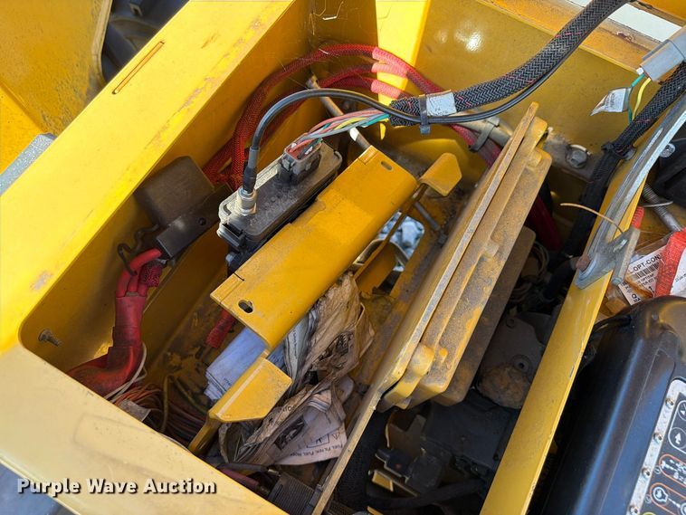 image for item YA5436 2021 Vermeer PTX40 trencher