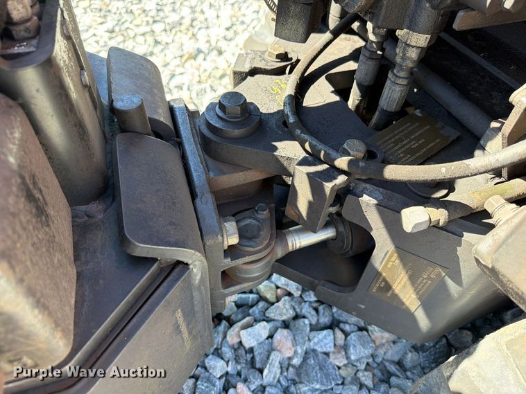 image for item YA5444 2013 Ditch Witch R30 cable plow