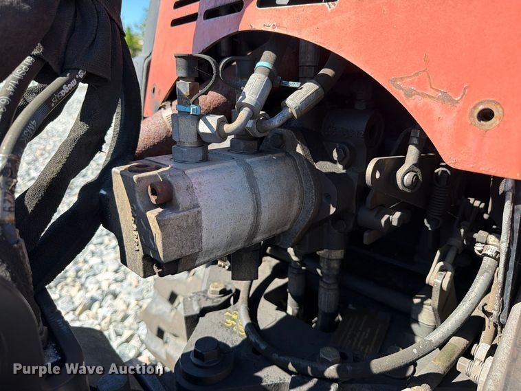 image for item YA5444 2013 Ditch Witch R30 cable plow