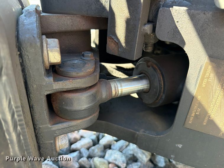 image for item YA5444 2013 Ditch Witch R30 cable plow
