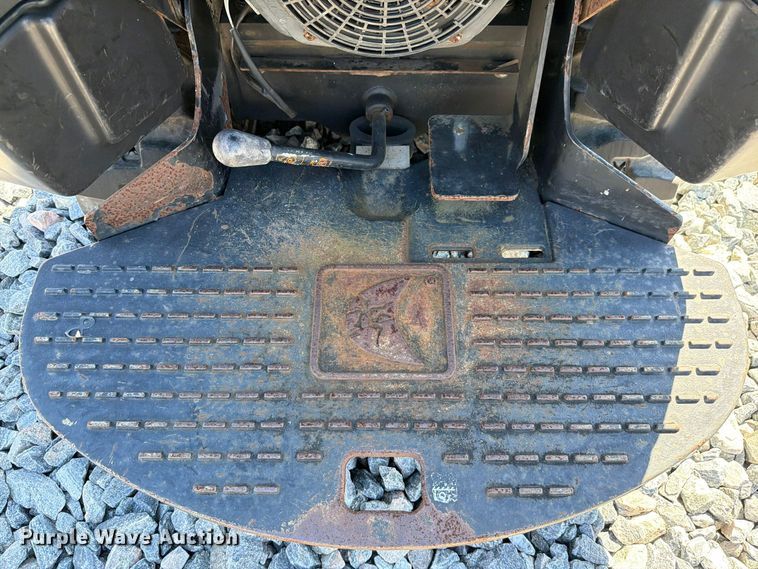 image for item YA5444 2013 Ditch Witch R30 cable plow