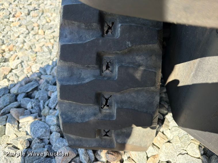 image for item YA5444 2013 Ditch Witch R30 cable plow