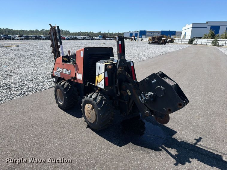 image for item YA5445 2015 Ditch Witch 410SX trencher