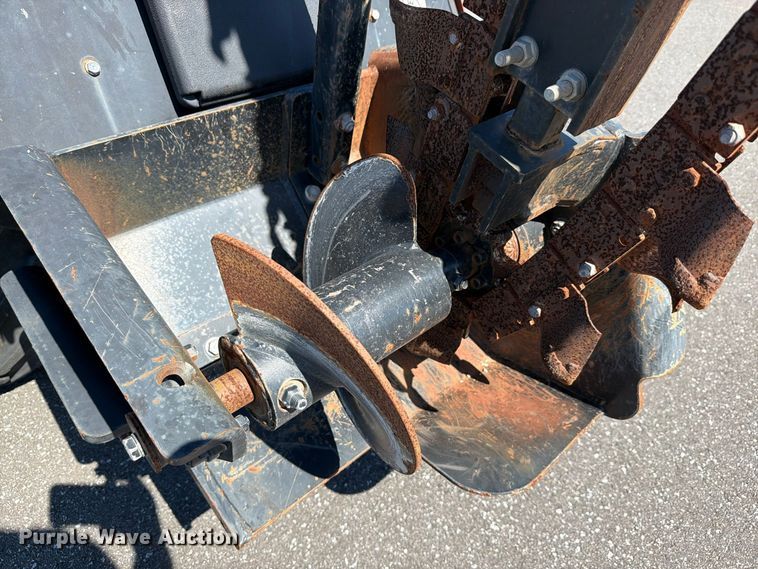 image for item YA5445 2015 Ditch Witch 410SX trencher