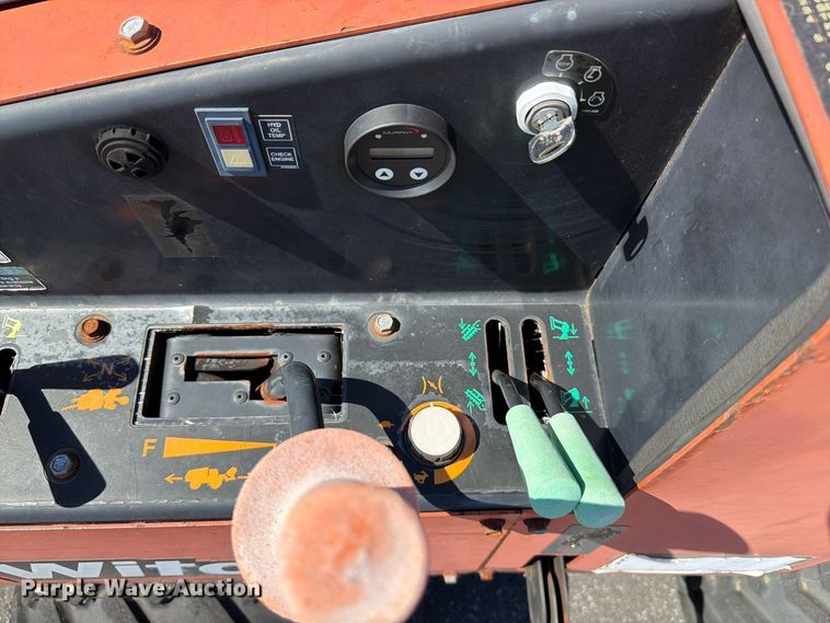 image for item YA5445 2015 Ditch Witch 410SX trencher