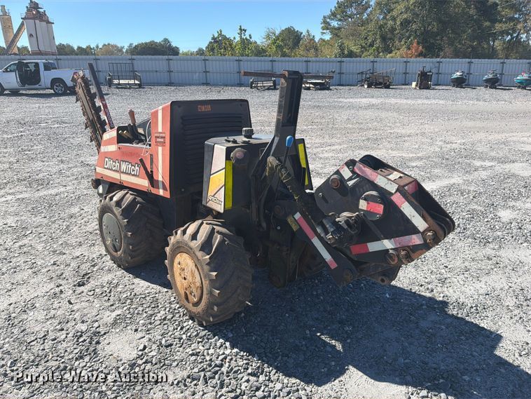 image for item YA5446 2015 Ditch Witch 410SX trencher