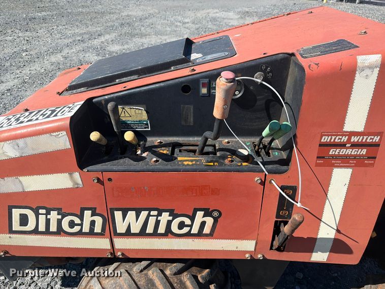 image for item YA5446 2015 Ditch Witch 410SX trencher