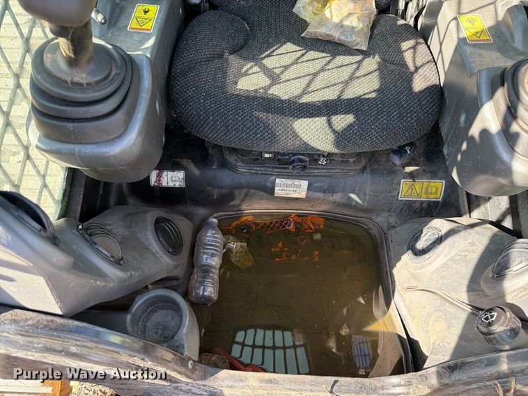 image for item YA5531 2019 Caterpillar 289D tracked skid steer loader
