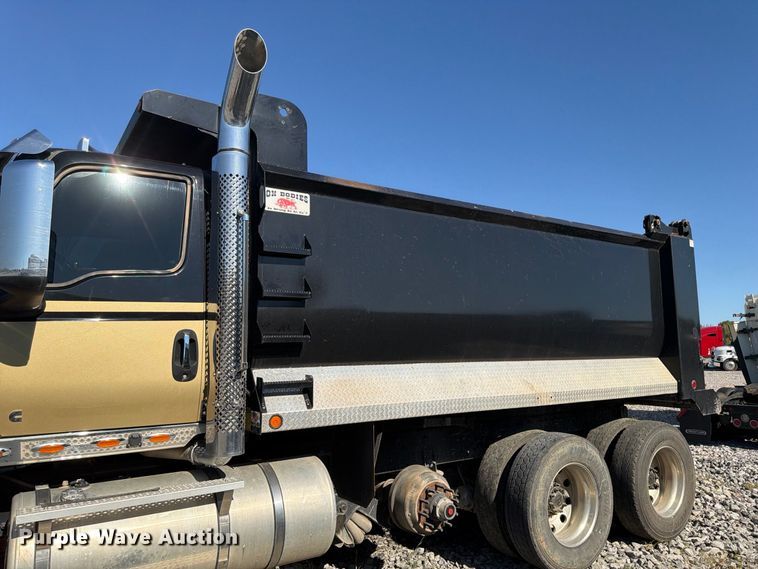 image for item YA5537 2025 International HX520 dump truck
