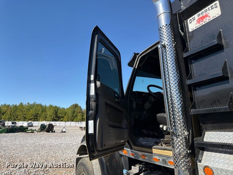 image for item YA5537 2025 International HX520 dump truck