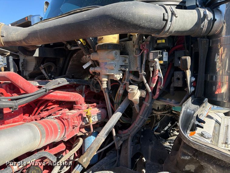 image for item YA5537 2025 International HX520 dump truck