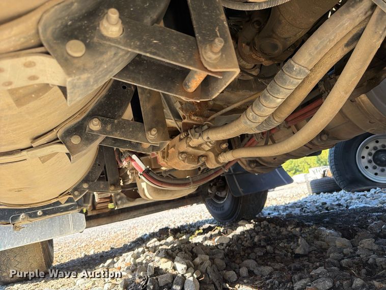image for item YA5537 2025 International HX520 dump truck