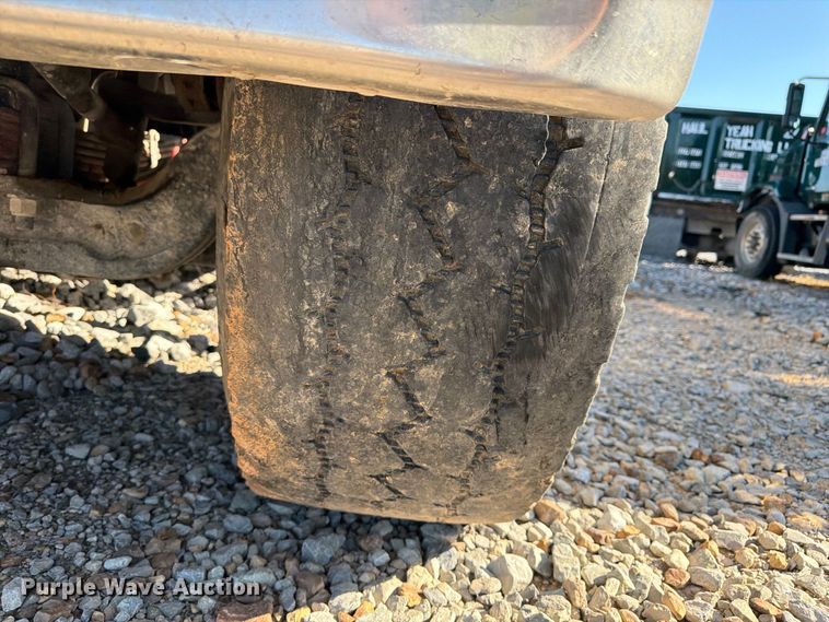 image for item YA5537 2025 International HX520 dump truck