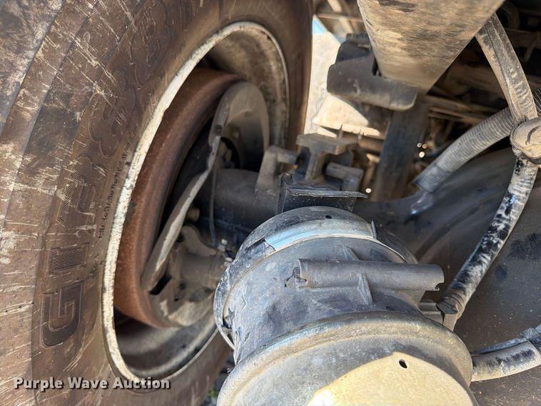 image for item YA5537 2025 International HX520 dump truck