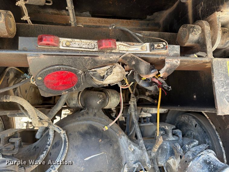 image for item YA5537 2025 International HX520 dump truck