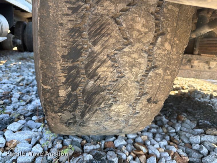 image for item YA5537 2025 International HX520 dump truck