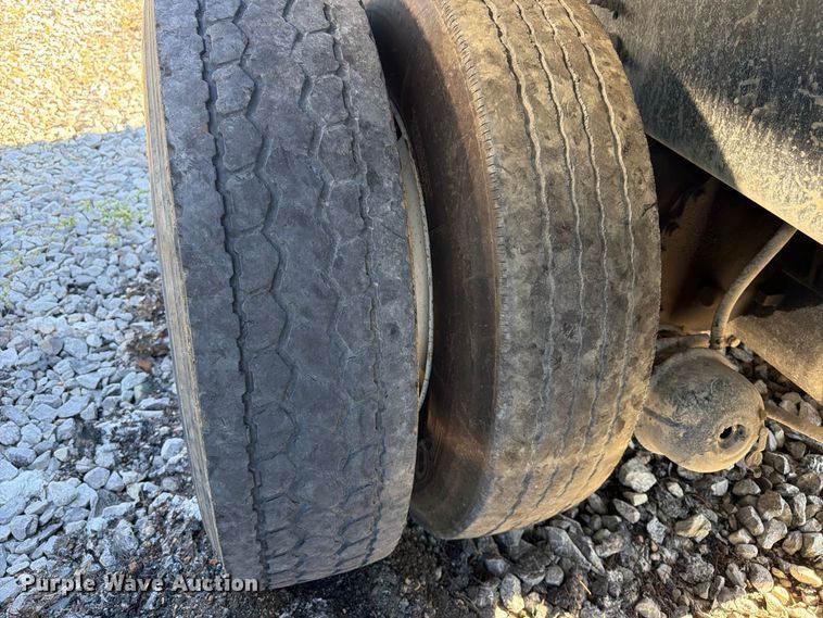 image for item YA5537 2025 International HX520 dump truck