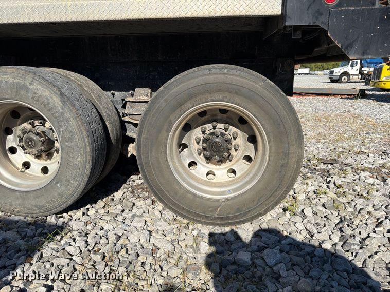 image for item YA5537 2025 International HX520 dump truck