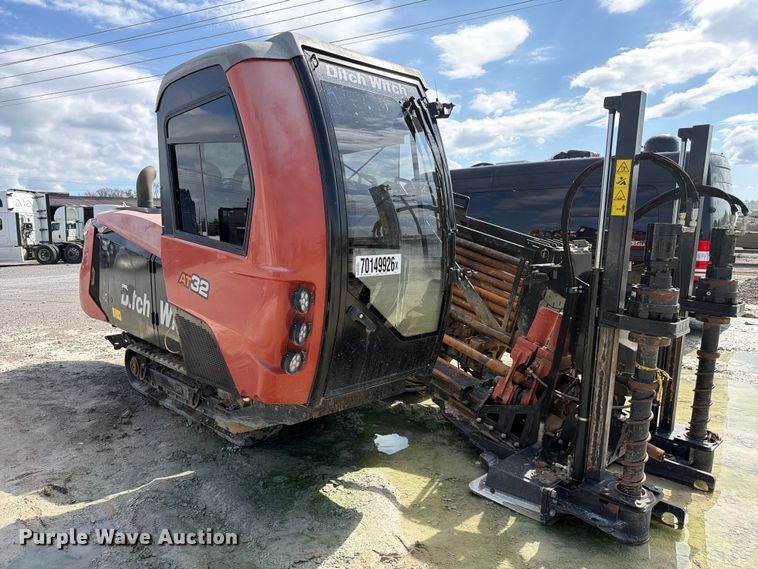 image for item YA5551 2024 Ditch Witch AT32 directional boring unit