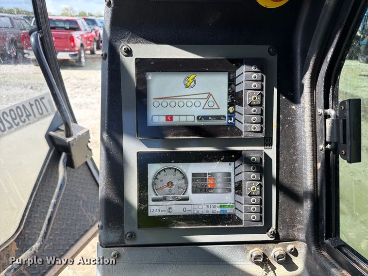 image for item YA5551 2024 Ditch Witch AT32 directional boring unit