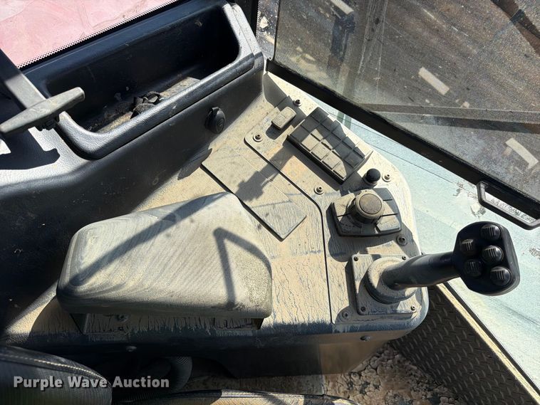 image for item YA5551 2024 Ditch Witch AT32 directional boring unit