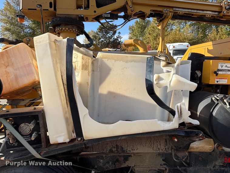 image for item YA5689 2021 Vermeer VX50-500 vacuum excavator