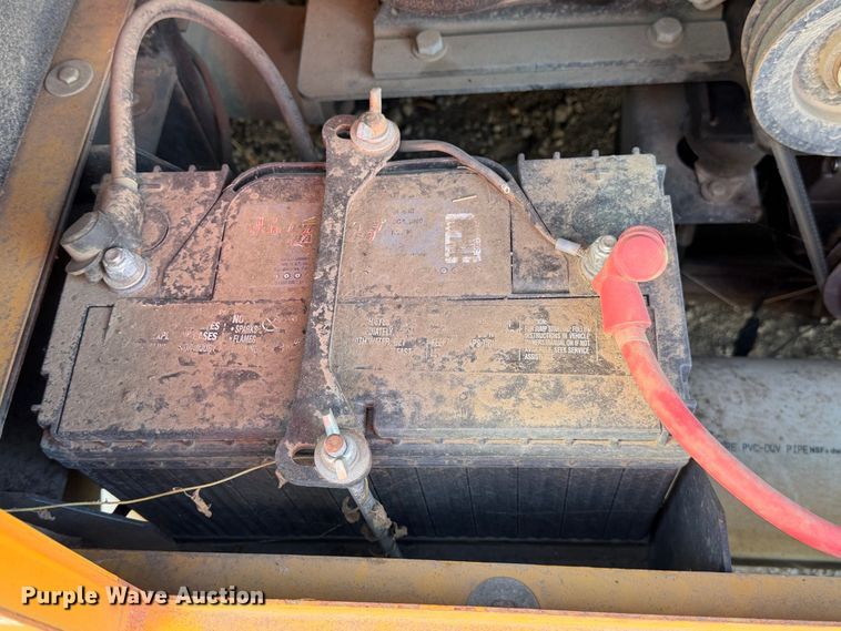 image for item YA5689 2021 Vermeer VX50-500 vacuum excavator