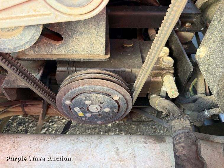 image for item YA5689 2021 Vermeer VX50-500 vacuum excavator