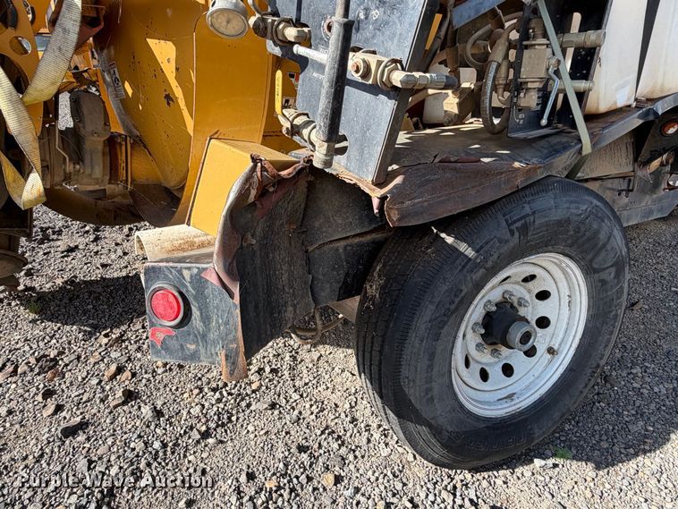 image for item YA5689 2021 Vermeer VX50-500 vacuum excavator