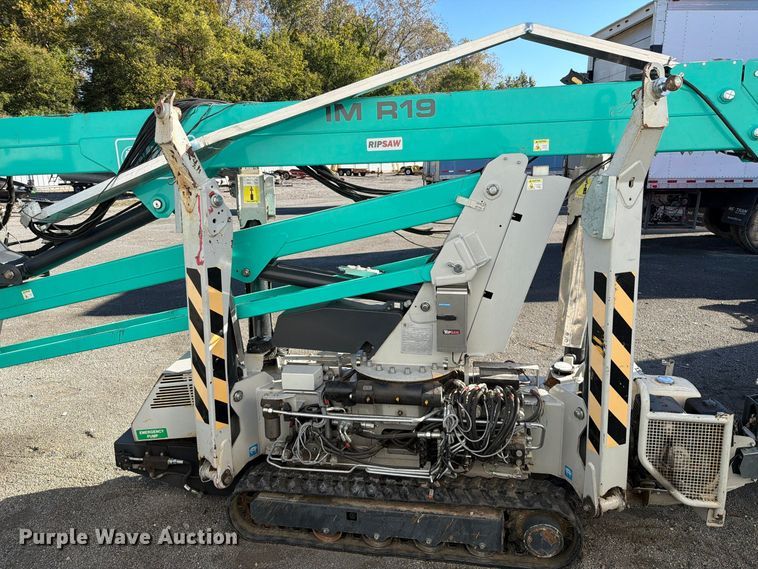 image for item YA5729 2019 IMER IMR 19 tracked boom lift