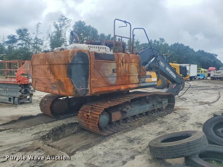 image for item YA5740 2025 Hyundai excavator