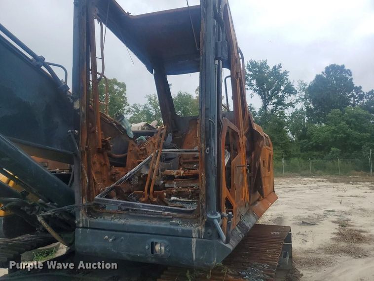 image for item YA5740 2025 Hyundai excavator