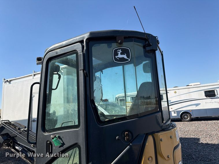 image for item YA5814 2016 John Deere 35G mini excavator