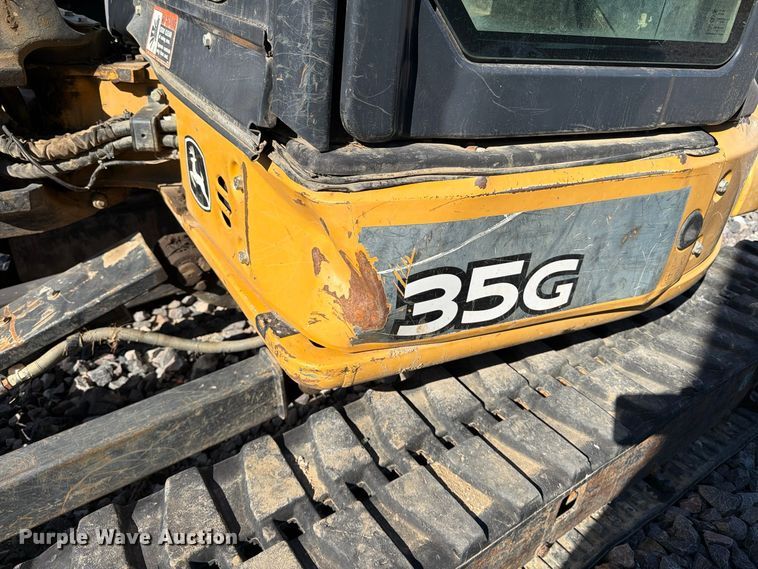 image for item YA5814 2016 John Deere 35G mini excavator