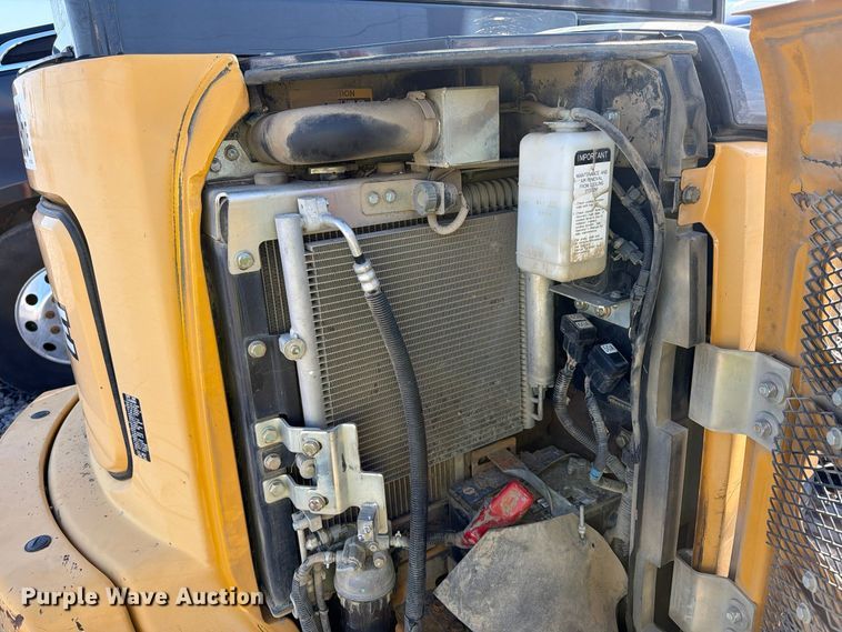 image for item YA5814 2016 John Deere 35G mini excavator