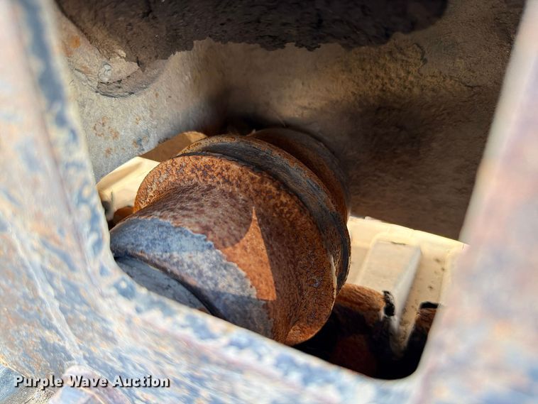image for item YA5814 2016 John Deere 35G mini excavator