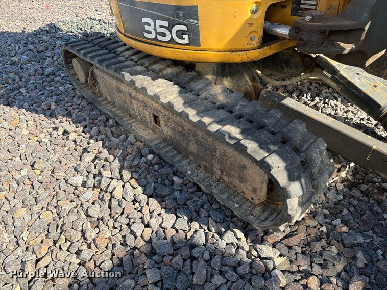 image for item YA5814 2016 John Deere 35G mini excavator