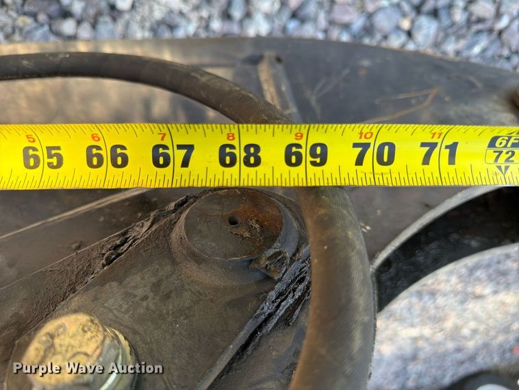 image for item YA5814 2016 John Deere 35G mini excavator