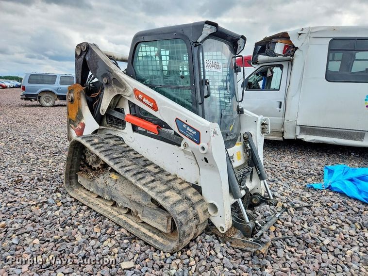 image for item YA5843 2024 Bobcat T650 tracked skid steer loader