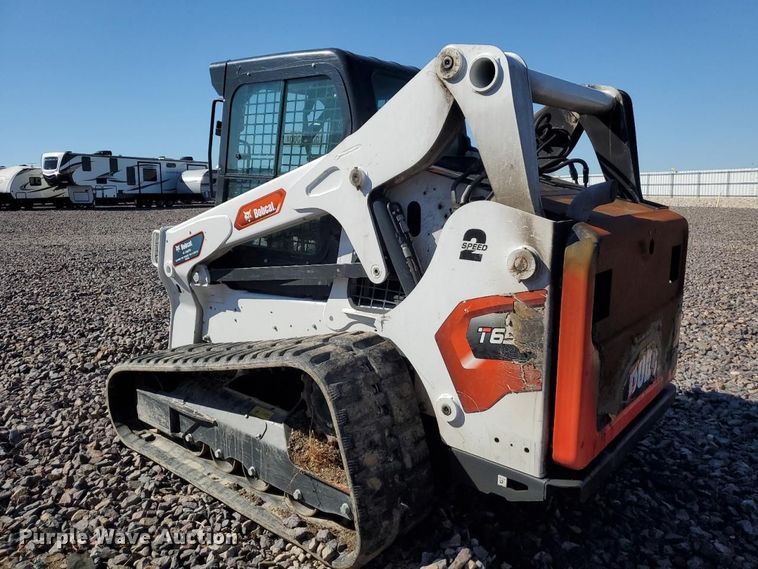 image for item YA5843 2024 Bobcat T650 tracked skid steer loader