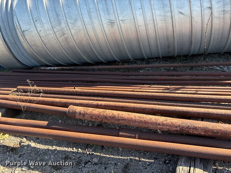 image for item AM9888 Approximately 17 pipes