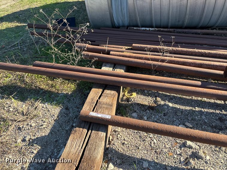 image for item AM9888 Approximately 17 pipes