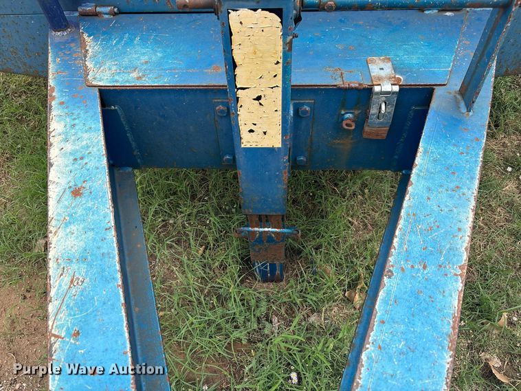 image for item DS2558 2001 Felling FT-24 equipment trailer