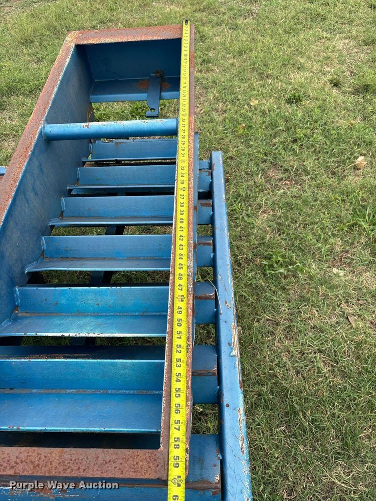 image for item DS2558 2001 Felling FT-24 equipment trailer
