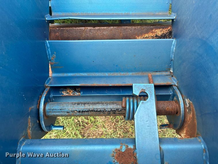 image for item DS2558 2001 Felling FT-24 equipment trailer