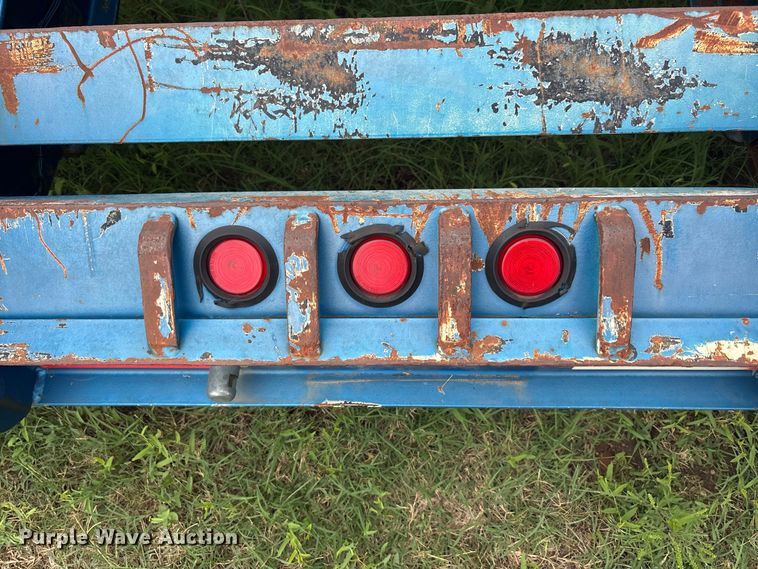 image for item DS2558 2001 Felling FT-24 equipment trailer