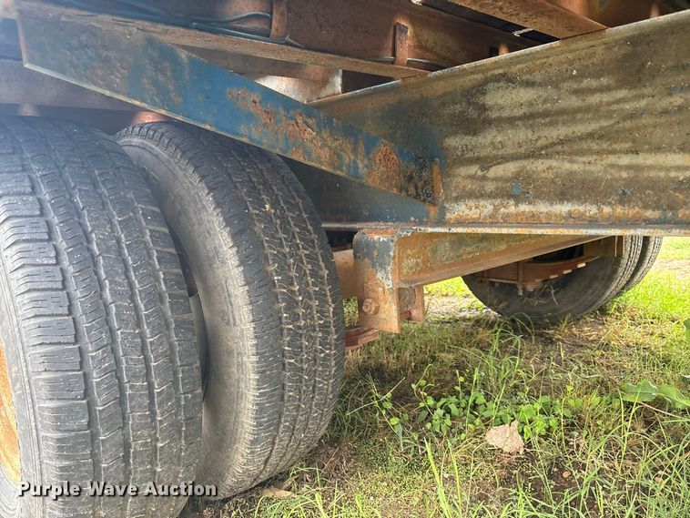 image for item DS2558 2001 Felling FT-24 equipment trailer