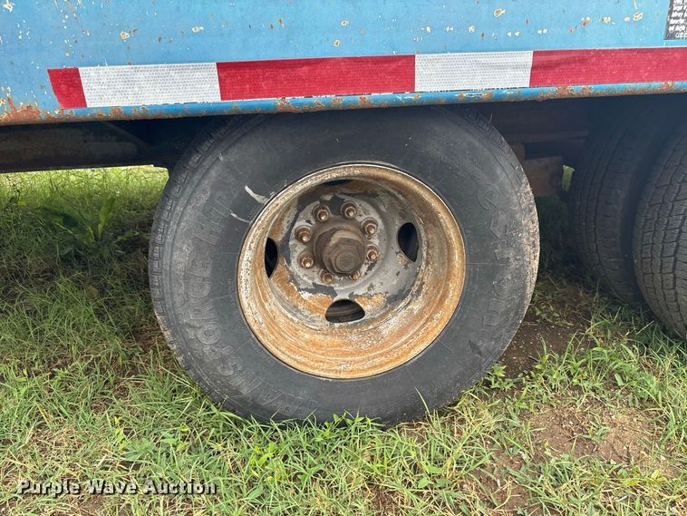 image for item DS2558 2001 Felling FT-24 equipment trailer