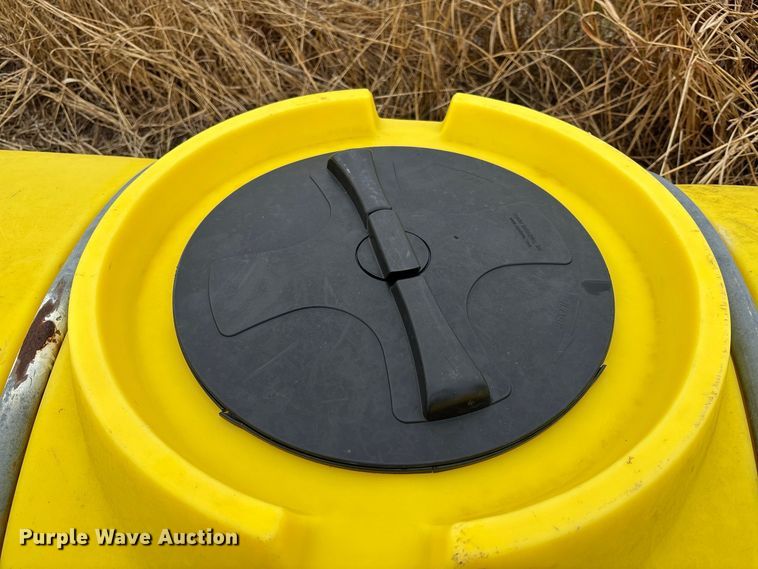 image for item DS2559 1,025 gallon poly tank