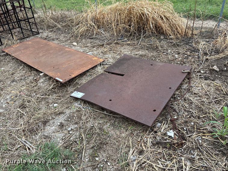 (2) street plates